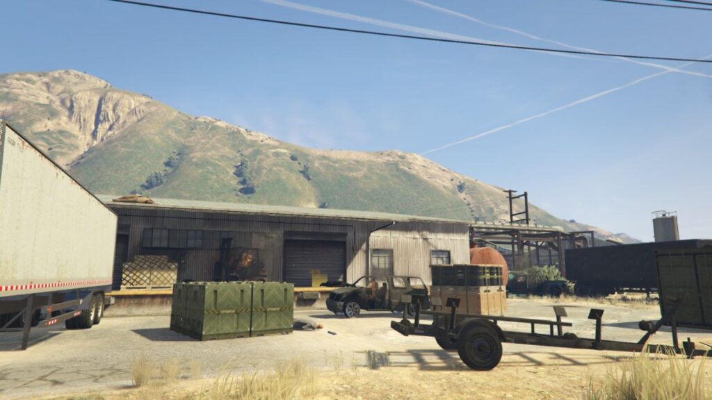 Die Außenansicht des Lagerhauses in Murrieta Heights.